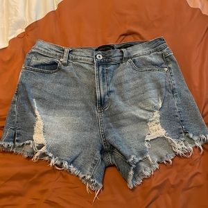 Kendall + Kylie icon short